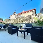 Modern Mediterranean Apartment