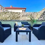 Modern Mediterranean Apartment