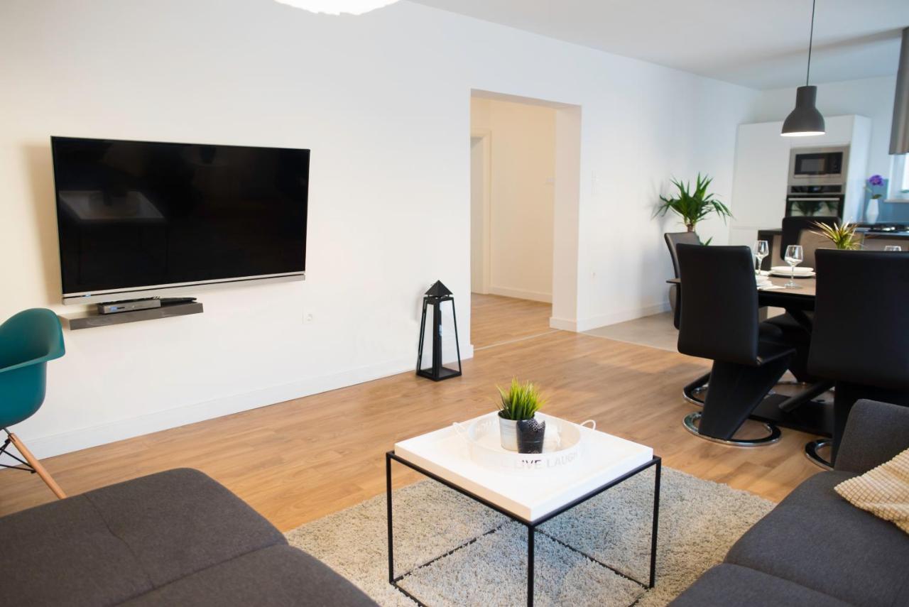 Modern Mediterranean